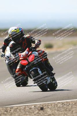 media/Sep-20-2025-TrackDaz (Sat) [[27f0cde673]]/C Group/240pm (Turn 9)/